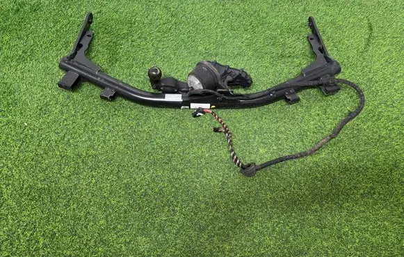 Volkswagen Golf VIII Tow bar set 5H9803881D