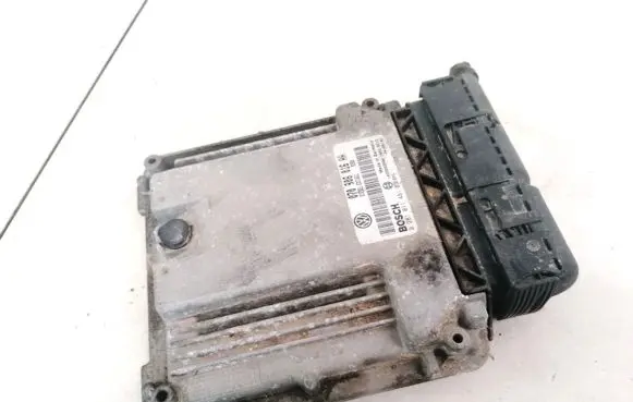 Volkswagen Touareg I Engine control unit/module 0281011481 070906016AA