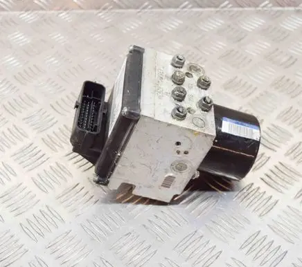 Volkswagen PASSAT B6 ABS Pump 16705905 16705705F