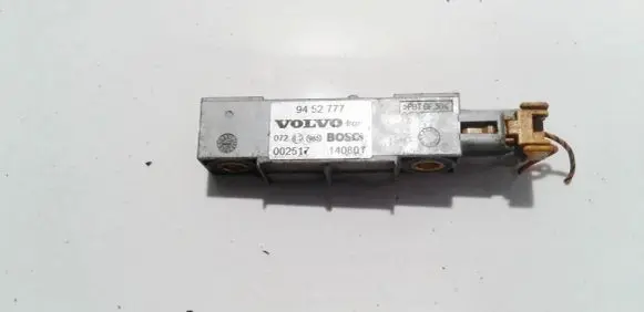 Volvo S60 Airbag deployment crash/impact sensor 9452777 002517