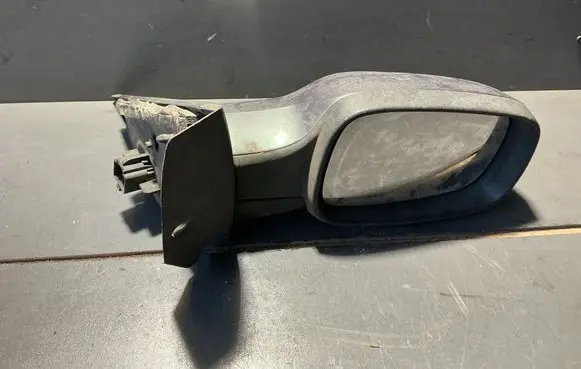 Renault Scenic II - Grand scenic II Front door electric wing mirror 11261127