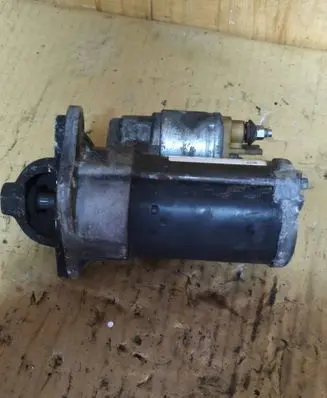 Dacia Duster Starter motor 233006508R