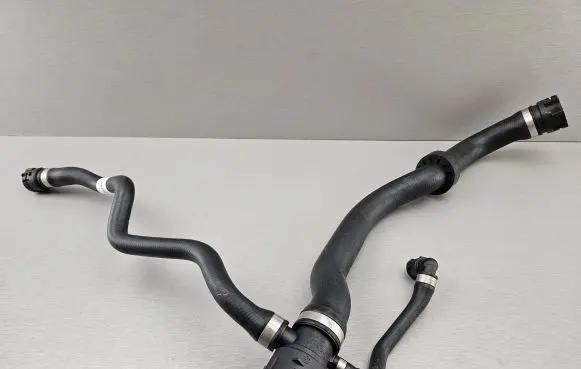 BMW X3 E83 Engine coolant pipe/hose 3415448 17123415448