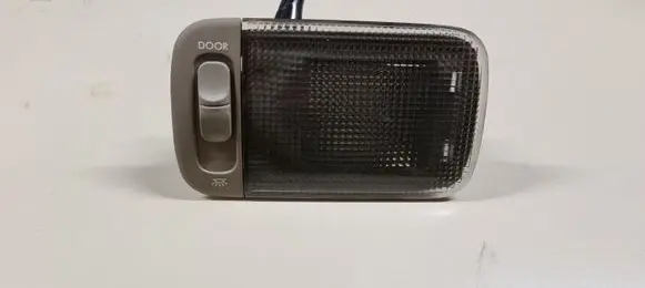 Subaru Outback Rear seat light
