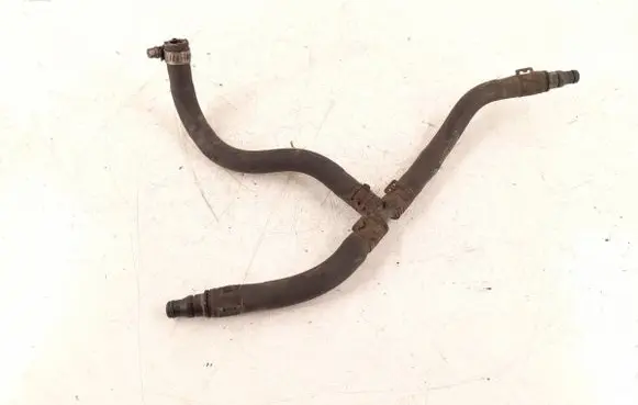 Mercedes-Benz C W204 Engine coolant pipe/hose 2045010325 2045012325