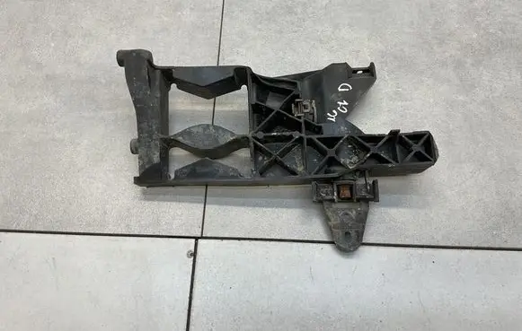 Audi A6 S6 C7 4G Headlight/headlamp mounting bracket 4G0805608