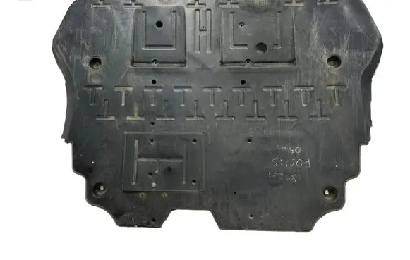 Ford Focus Engine splash shield/under tray 51753647 C161
