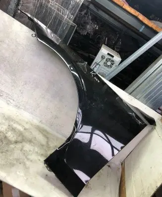 Volvo S90, V90 Fender