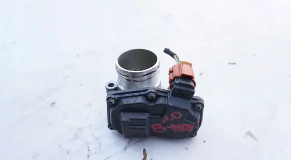 Ford B-MAX Throttle valve 50989002