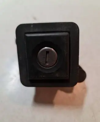 Volkswagen PASSAT B3 Tailgate exterior lock 357827571D 357827571E