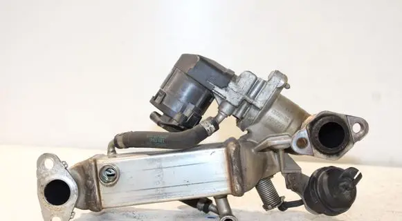 BMW 1 E81 E87 EGR valve cooler 7810166