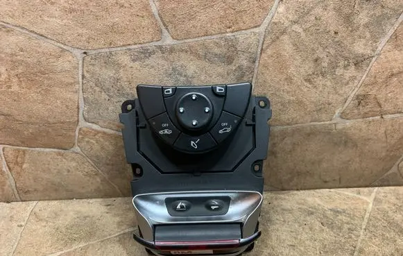 Mercedes-Benz SL R230 Sunroof switch A2308214051