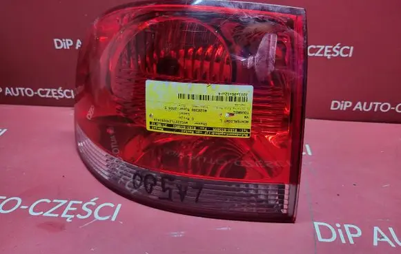 Volkswagen Touareg I Rear/tail lights 7L6945095K