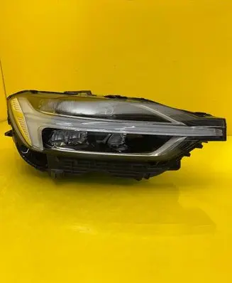 Volvo XC60 Headlight/headlamp 31656615