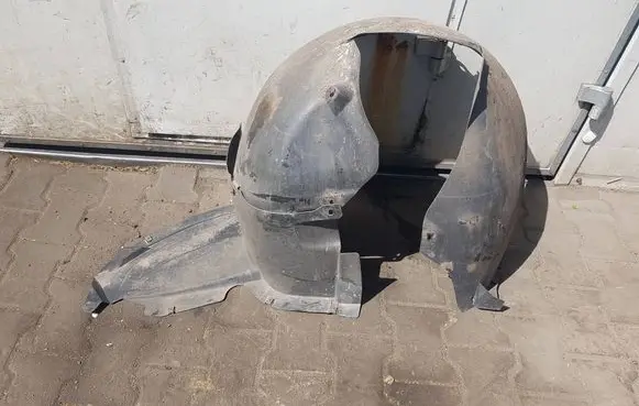 Volkswagen PASSAT B7 Front arch 3AA805978IAUTOPI 3AA805978 3AA805912