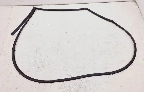 Hyundai Tucson TL Rubber seal rear door TLT2RH TLS2R1