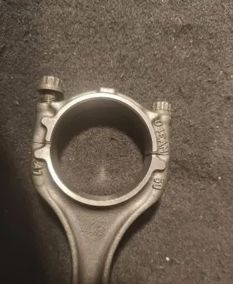 Volkswagen Golf VII Piston with connecting rod 04EAM