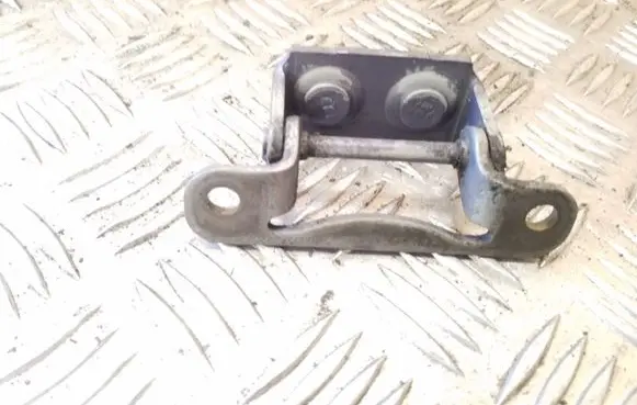 Subaru Forester SG Tailgate/trunk/boot hinge