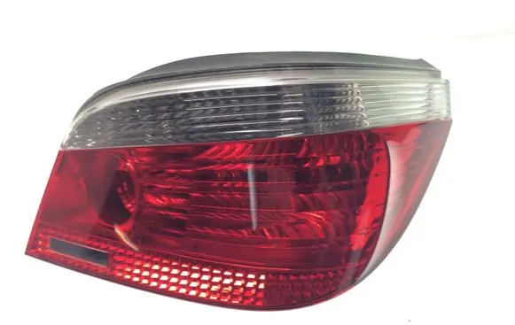 BMW 5 E60 E61 Rear/tail lights 6910768