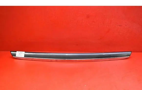 Toyota Auris E180 Number plate light 76811-02480
