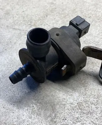 Opel Meriva A Vacuum valve 13110331
