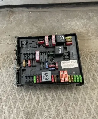 Volkswagen Golf Plus Fuse module 1K0937124K 07406270O