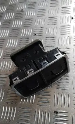 Audi A6 S6 C6 4F Dash center air vent grill 4f0819203c