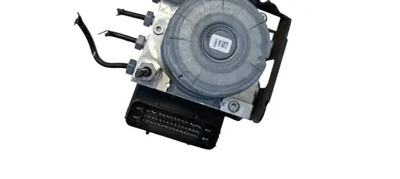 Ford Fusion II ABS Pump KG9C2C555 KG9C2C555AD T0831
