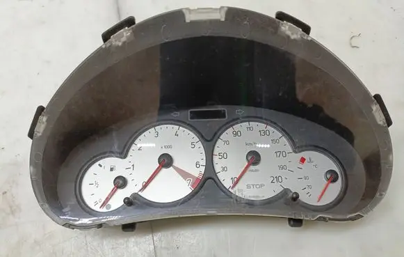 Peugeot 206 Speedometer (instrument cluster) 9656696380 000500610 TM063LC4