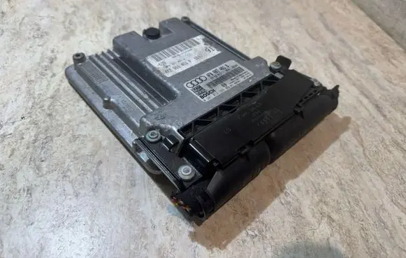 Audi A6 S6 C6 4F Engine control unit/module 4F0907401B