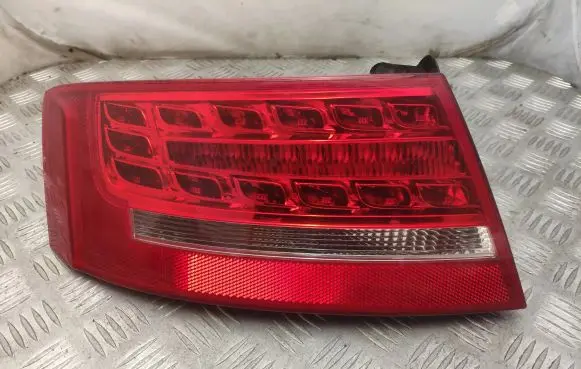 Audi A5 8T 8F Rear/tail lights 8T0945095B
