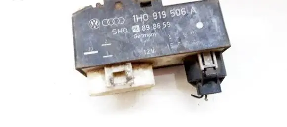 Volkswagen Golf III Coolant fan relay 1h0919506a 898659