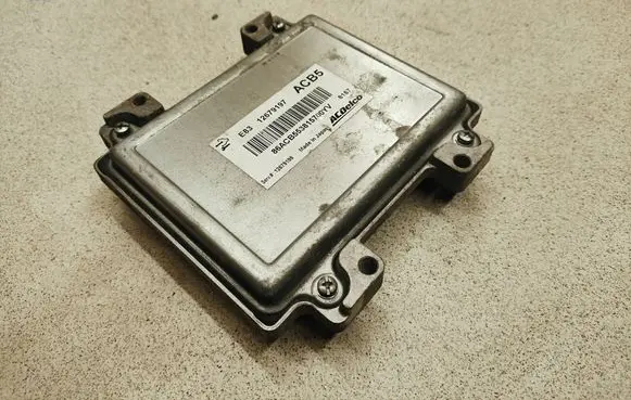 Opel Corsa E Engine control unit/module 12679197 12679199 86ACB553815700YV