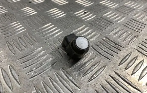 Audi A4 S4 B8 8K Parking PDC sensor 420919275