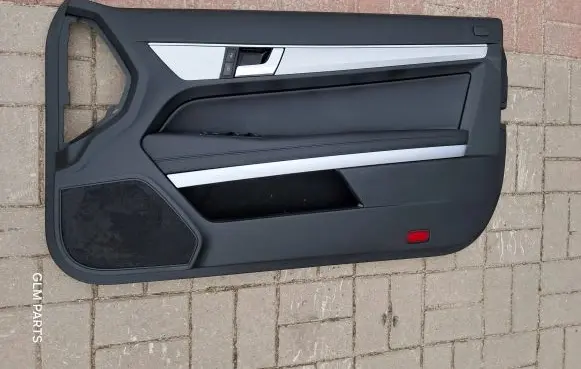 Mercedes-Benz E A207 Front door card panel trim