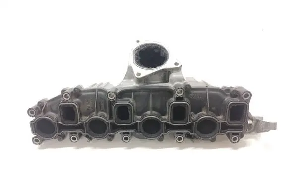 Volkswagen Tiguan Intake manifold 03L129711E