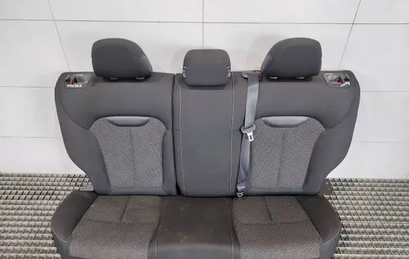 Renault Kadjar Second row seats 