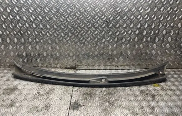 BMW 3 E90 E91 Wiper trim 8208483 8232894