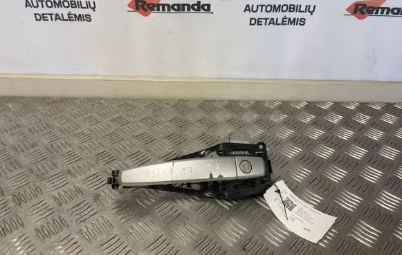 Opel Astra H Front door exterior handle
