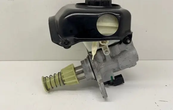 Audi A5 Master brake cylinder 8W0611367 1K0945459C 8W0611301