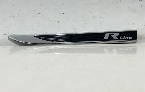 Volkswagen PASSAT B8 Other badges/marks 3G0853689E