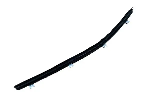 Land Rover Range Rover L405 Rubber seal rear door window/glass 