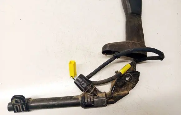 Opel Zafira B Front seatbelt buckle 
