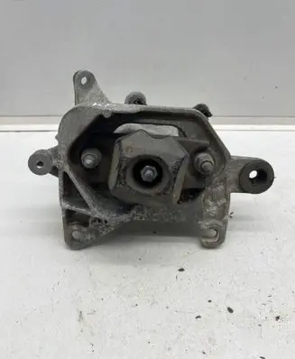 Renault Megane IV Gearbox mount 112221641R
