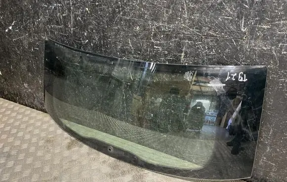 Fiat 600 Rear windscreen/windshield window 