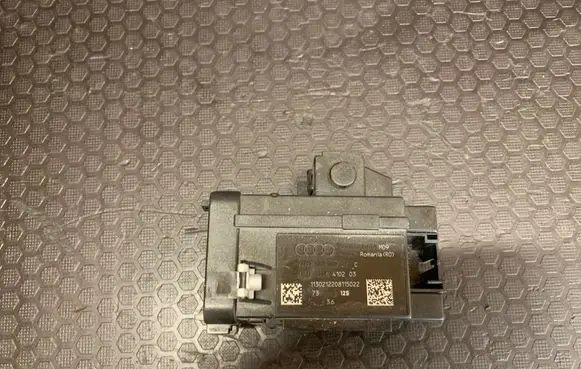 Audi A5 8T 8F Ignition lock 3330410203 8K0909131C