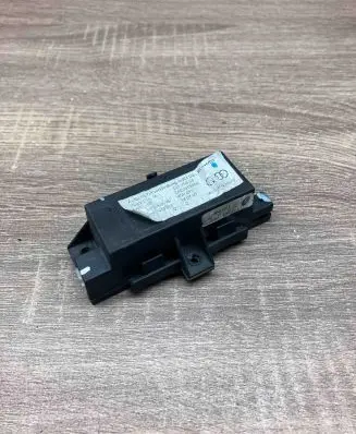 Audi A8 S8 D3 4E Door control unit/module 36129658 C4E0919064