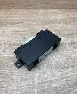 BMW 5 E39 Door control unit/module 8374806 689667