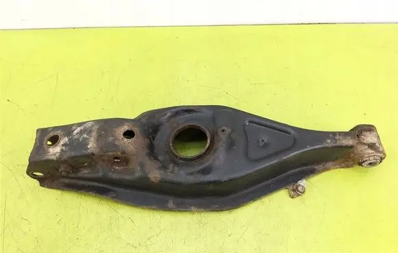 Mercedes-Benz E W210 Rear control arm