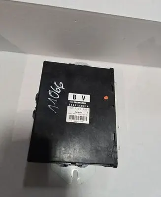 Subaru B9 Tribeca Engine control unit/module 22611AM01A